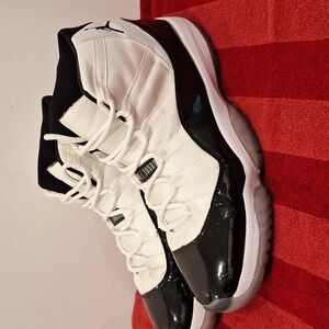 Air Jordan 11
